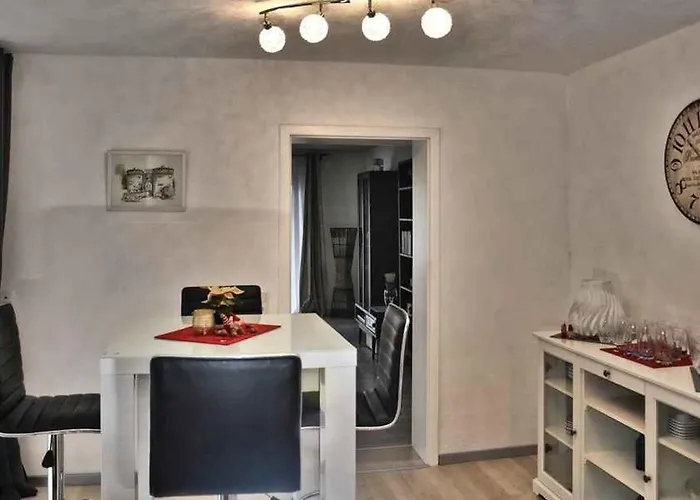 Gruendaublick Nyaraló